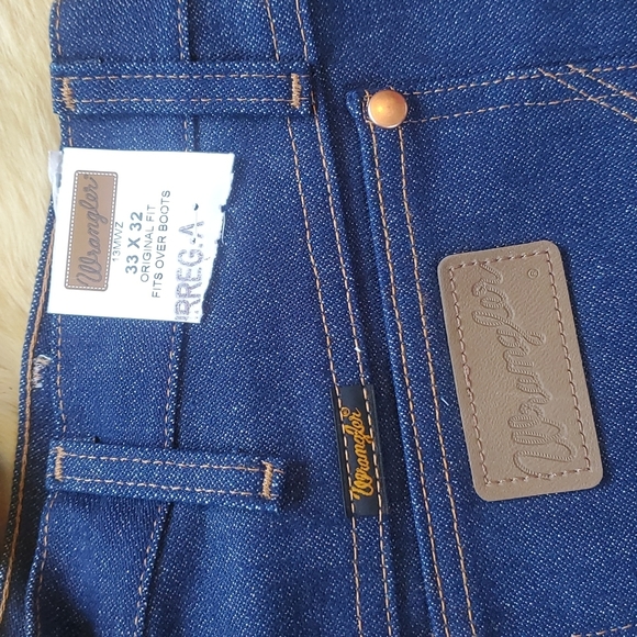 WRANGLERS - Picture 2 of 3